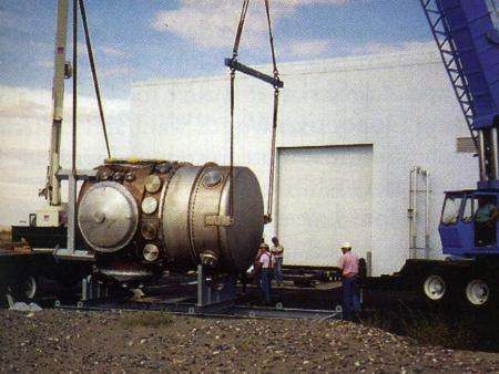 وصول خزانات التفريغ إلى هانفورد في أغسطس/آب 1997، حقوق الصورة: LIGO. Credit: LIGO.