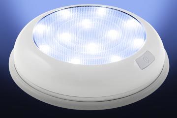 قد تُستبدل المصابيح المتوهجة بتركيبات الإضاءة LED بالكامل في نهاية المطاف، على الرغم من أن تكلفتها الأولية العالية لا تزال تشكل عائقاً أمام معظم المنازل.