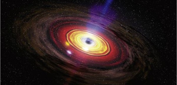 تصوّرٌ فنيٌّ عن الكوازار Quasar، حيث يعمل تضخم الثقب الأسود الهائل على إطلاق نفثاتٍ عالية السرعة، وقد اكتشفت دراسةٌ جديدةٌ خمس أنويةٍ لمجراتٍ من بدايات الكون التي توجه نحونا.