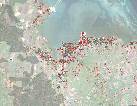 إحدى الخرائط التي وضعت للمناطق المتضررة بعد كارثة التسونامي الكبرى عام 2004. يمثل ذلك أحد الاستخدامات الأساسية للاستشعار عن بعد. المصدر: DLR/DFD/ZKI