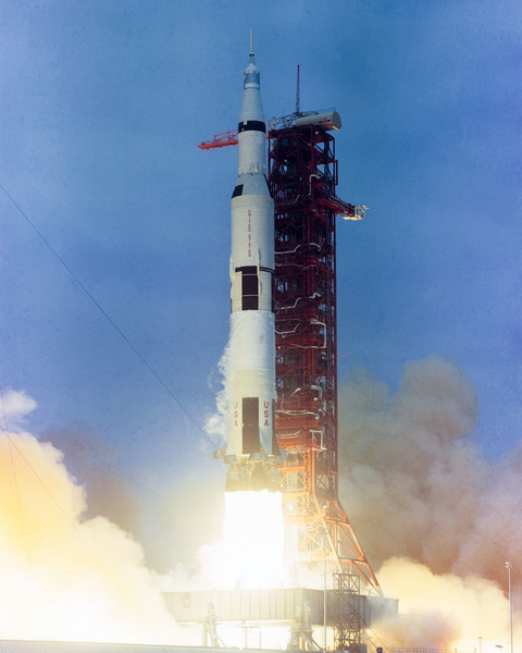 أنطلاق مهمة أبولو 10. حقوق الصورة: NASA