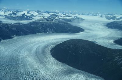 تحتوي القارة القطبية الجنوبية على 90% من الجليد في العالم.  حقوق الصورة: Tom Brakefield/Getty Images