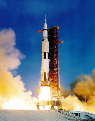 استخدم صاروخ Saturn V خلال مهمات أبولو للهبوط على القمر. حقوق الصورة: NASA