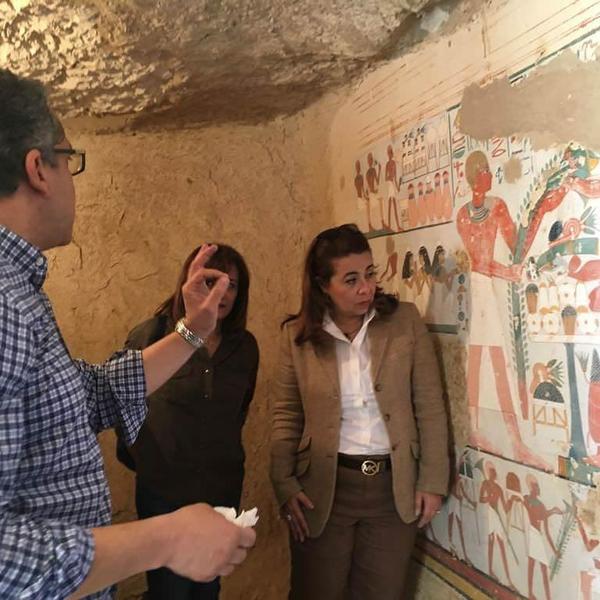 جدارية داخل أحد القبور المكتشفة حديثا في مصر  حقوق الصورة: وزارة الآثار المصرية.