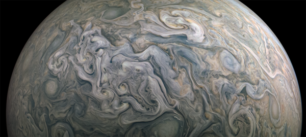 التقطت مركبة (جونو) الفضائية مشهدًا آخر لكوكب المشتري في 10 أبريل/نيسان 2020.  (حقوق الصورة: NASA/JPL-Caltech/SwRI/MSSS; image processing by Kevin M. Gill © CC BY)