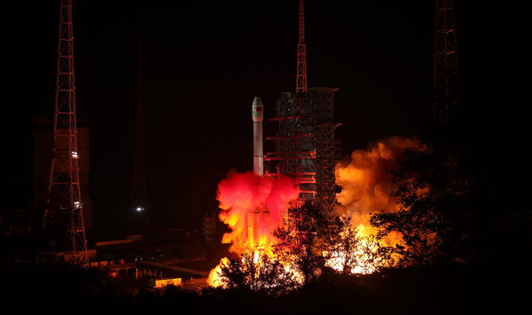 انطلاق مهمة "تشانغ اه 4" الصينية إلى الجانب البعيد للقمر يوم 8 ديسمبر/كانون الأول 2018 في الساعة 2:23 صباحاً بتوقيت بكين. حقوق الصورة: China National Space Administration