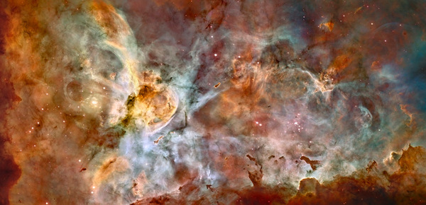 صورة: سديم القاعدة Carina Nebula، وهو منطقة تكوّن النجوم في مجرة درب التبانة، أحد الأهداف العلمية الأربعة التي يخطط العلماء لرصدها من خلال مهمة منطاد أسثروس البحثي، ستدرس أسثروس التغذية النجمية الراجعة في هذه المنطقة، وهي العملية التي تؤثر بها النجوم على عملية تشكل المزيد من النجوم في بيئتها. حقوق الصورة: (NASA, ESA, N. Smith (University of California, Berkeley) et al., the Hubble Heritage Team (STScI/AURA