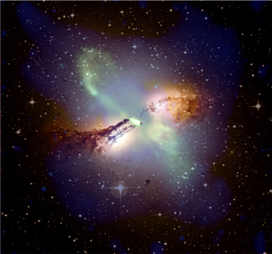 صورة التقطها مرصد تشاندرا للأشعة السينية Chandra X-ray Observatory التابع لوكالة ناسا حيث تظهر فيها بقايا انفجار في مجرة قنطوروس أ Centaurus A. يحتوي مركز هذه المجرة على ثقب أسود عملاق.  المصدر: وكالة ناسا