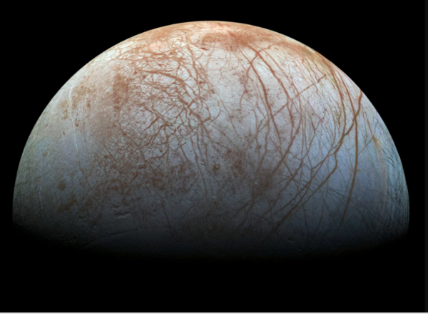 قمر المشتري يوروبا Eouropa والذي يخفي محيطاً من المياه السائلة تحت طبقته المتجمدة. Credit: NASA/JPL-Caltech/SETI Institute